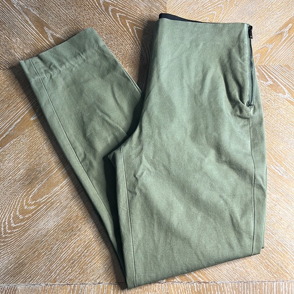 EVERLANE The Side-Zip Stretch Cotton Olive Ponte Pant 4 - Picture 7 of 14